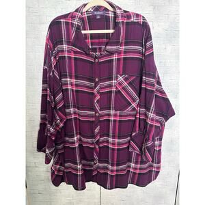 Roaman’s woman’s plaid button up flannel shirt cozycore front pockets plus size